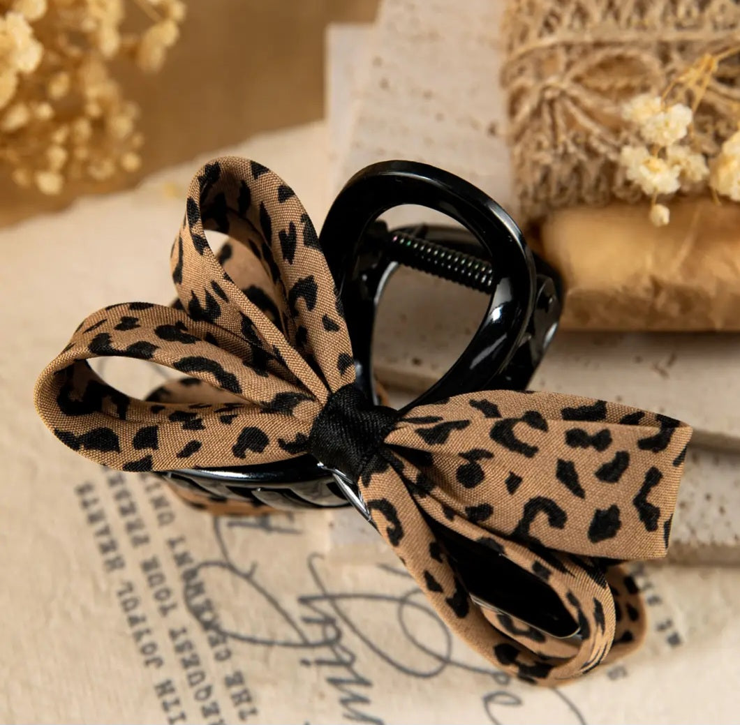 LEOPAPARD BOW HAIR CLIP