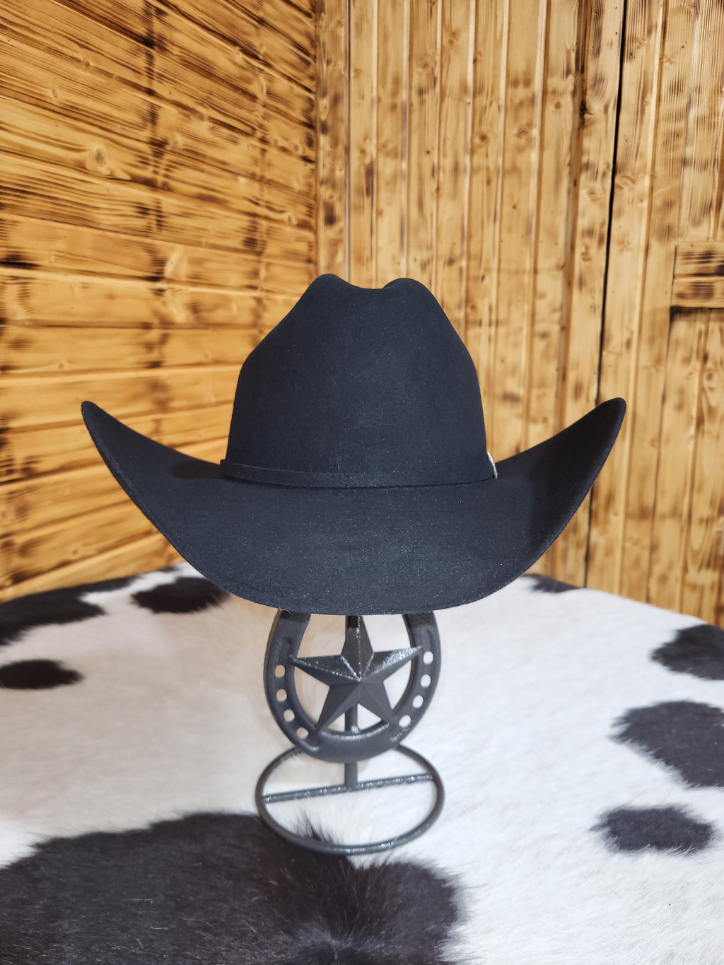 Black STETSON 6X skyline