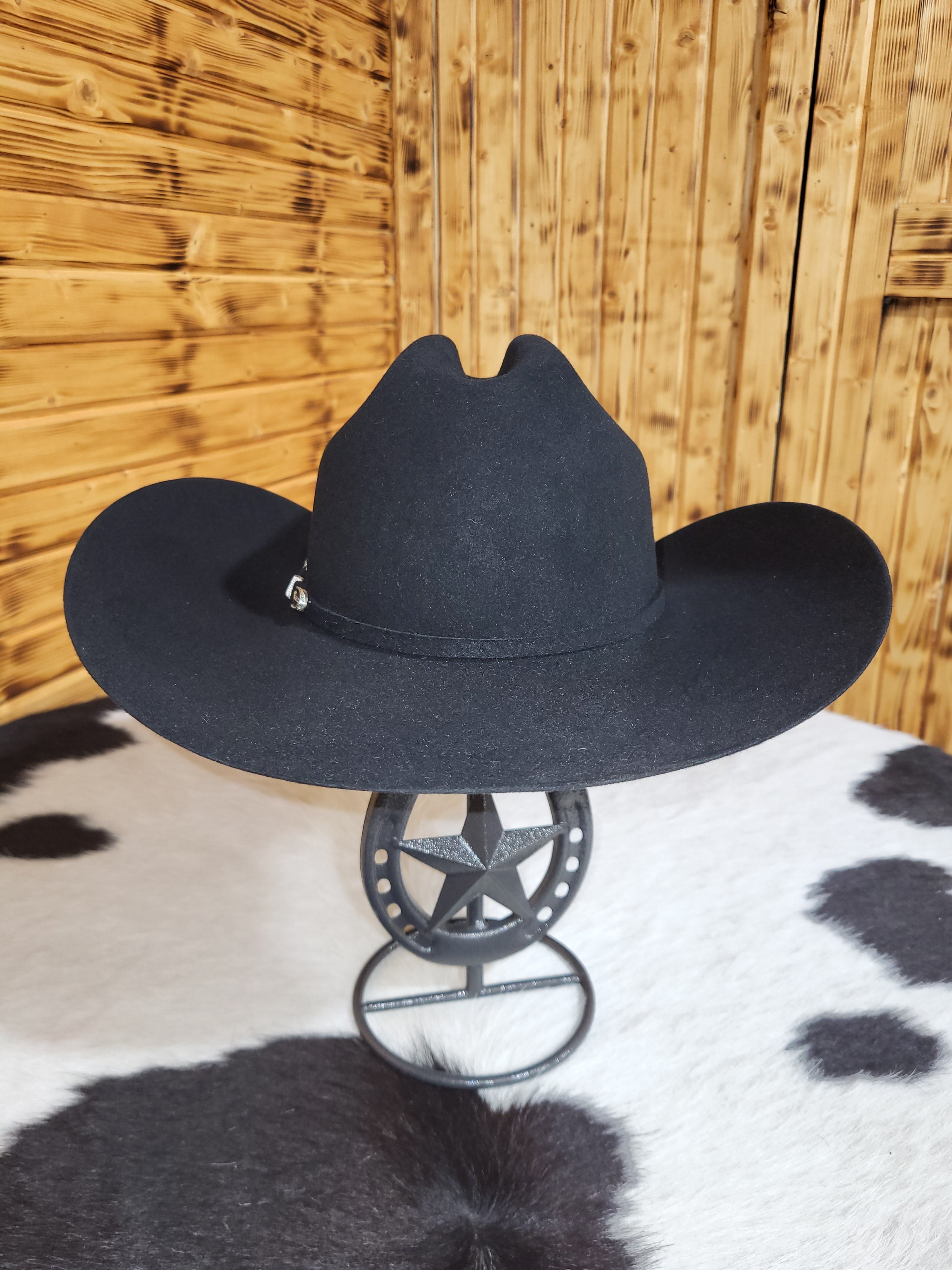 Black STETSON 6X skyline
