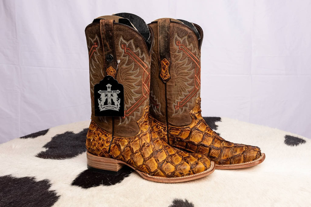 MEN'S EXOTIC GENUINE FISH BOOTS T8019 (Brandy)