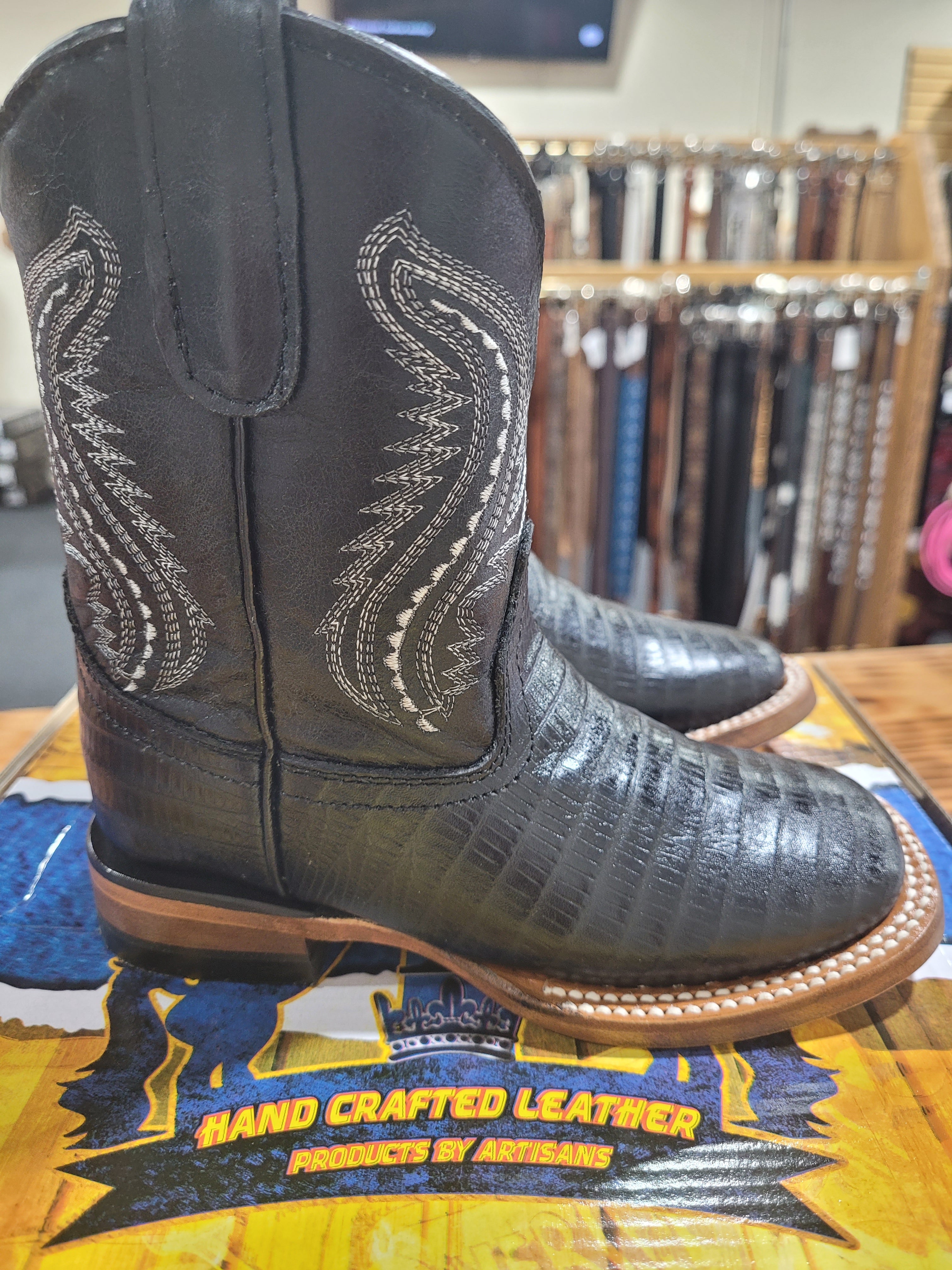 CORBIN KIDS BELLY CLONE BLACK