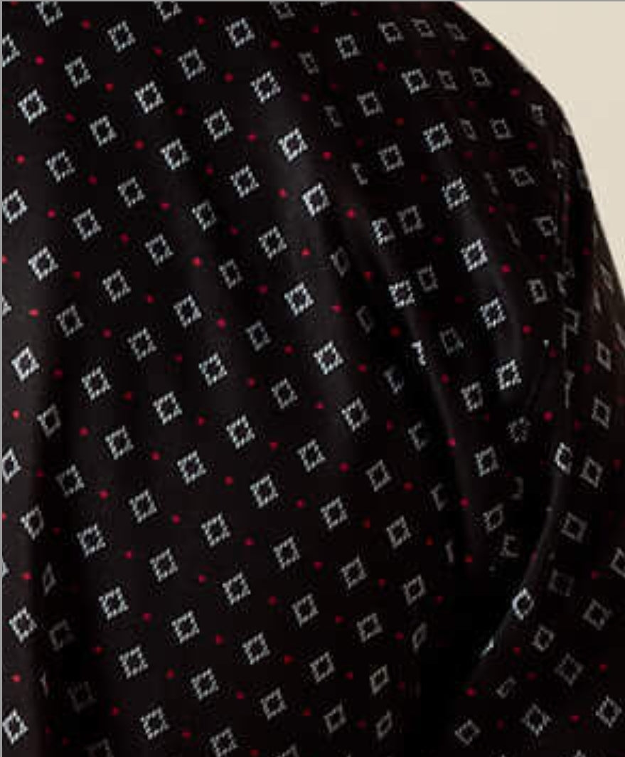 BLACK MULTI GEO PRINT