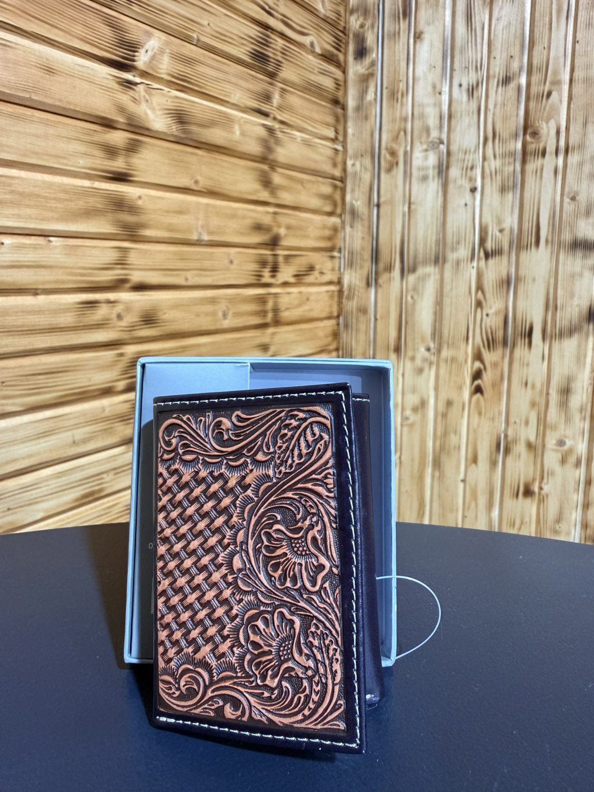 Floral Embossed Bifold N1802