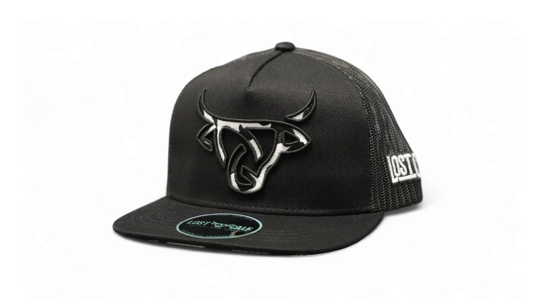 Youth Cow Black & White Flat