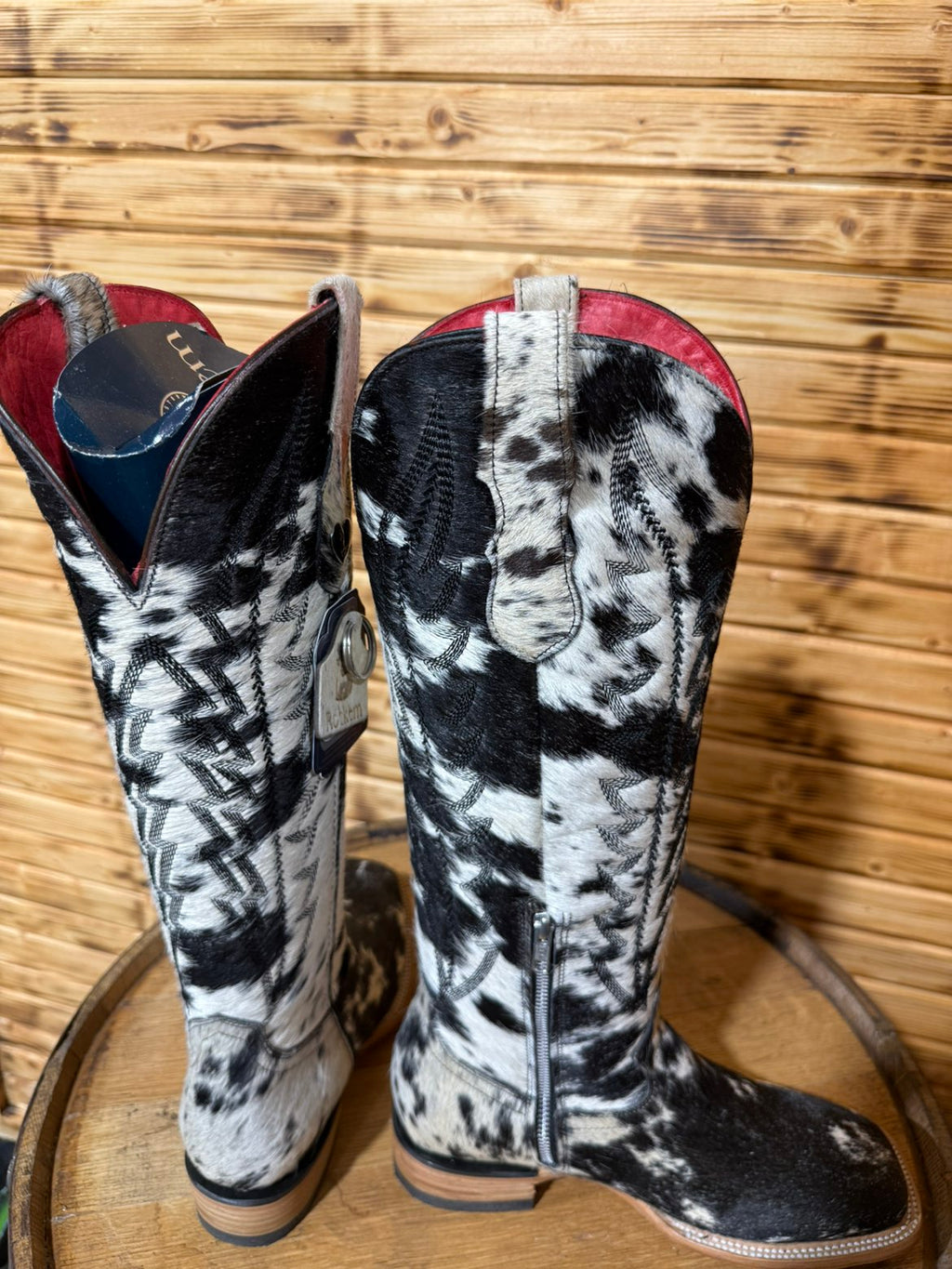 Carmina Cowhide Tall black/white Square Toe