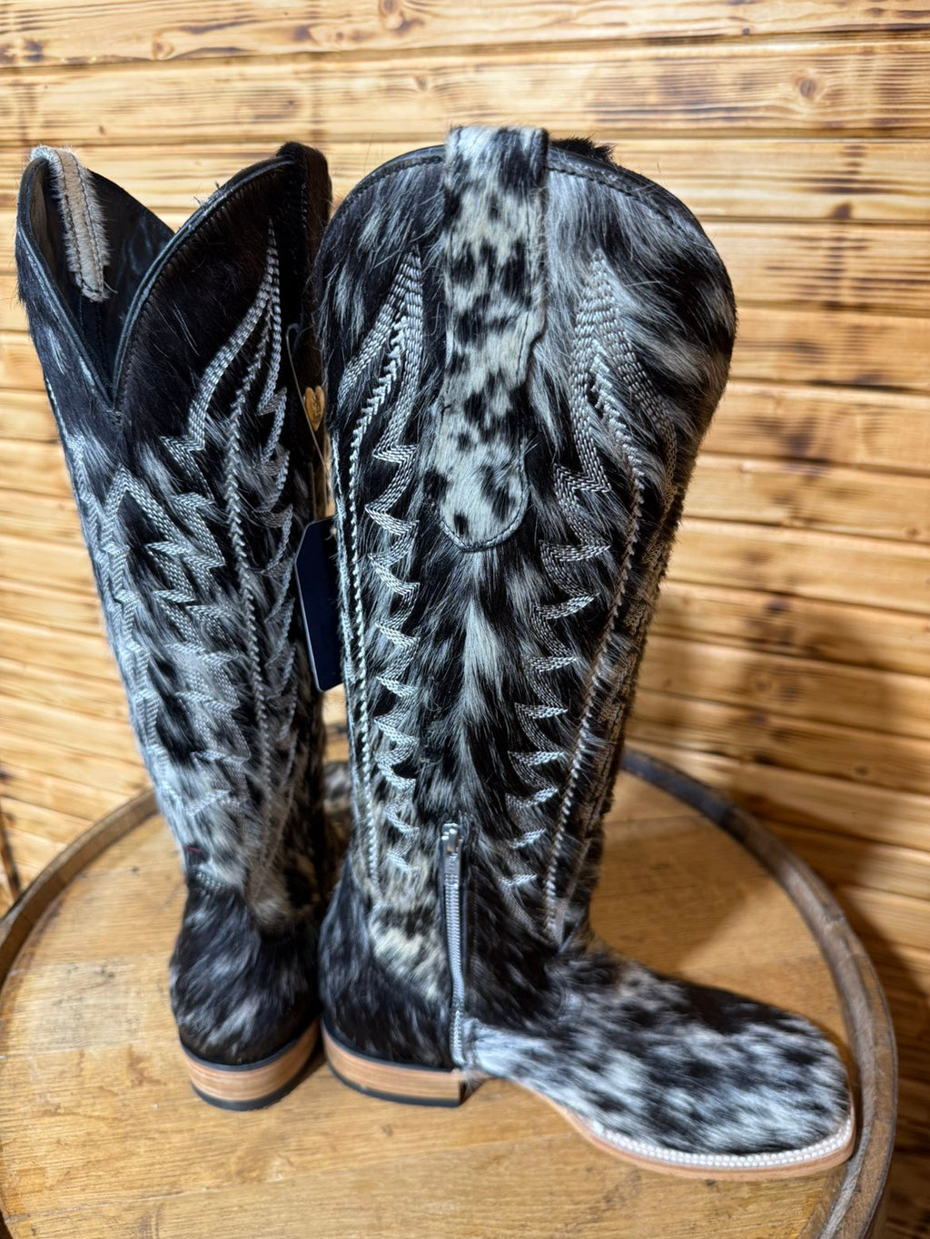 Carmina Cowhide Tall White/Black/Brown Square Toe
