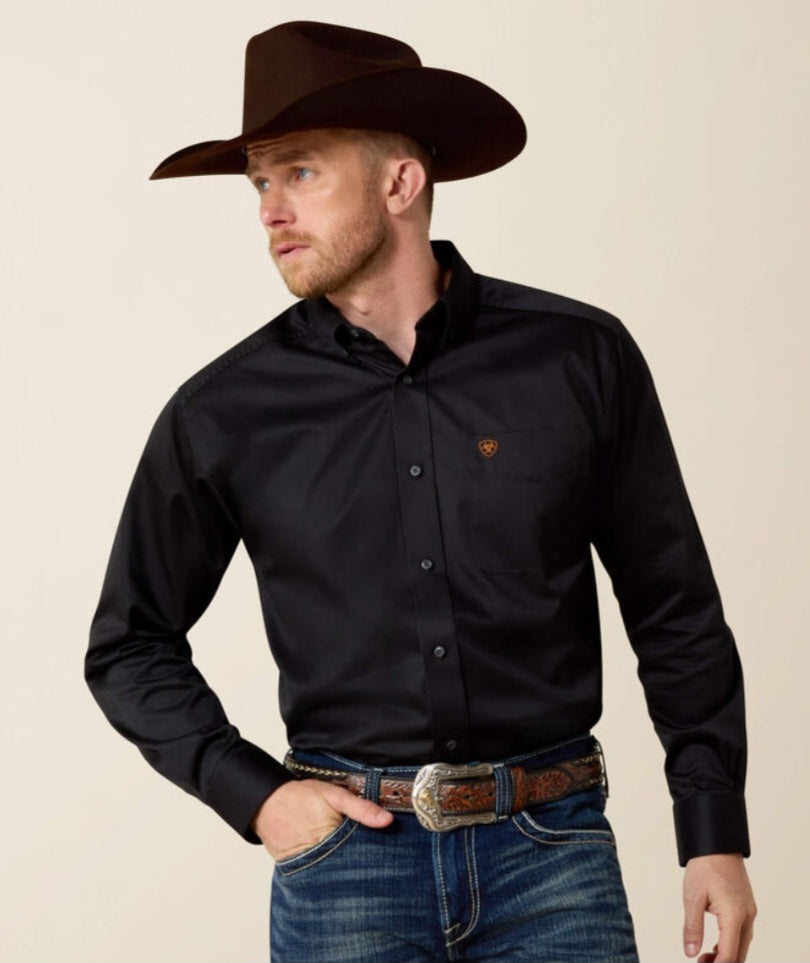 Black Solid LS Ariat A4229